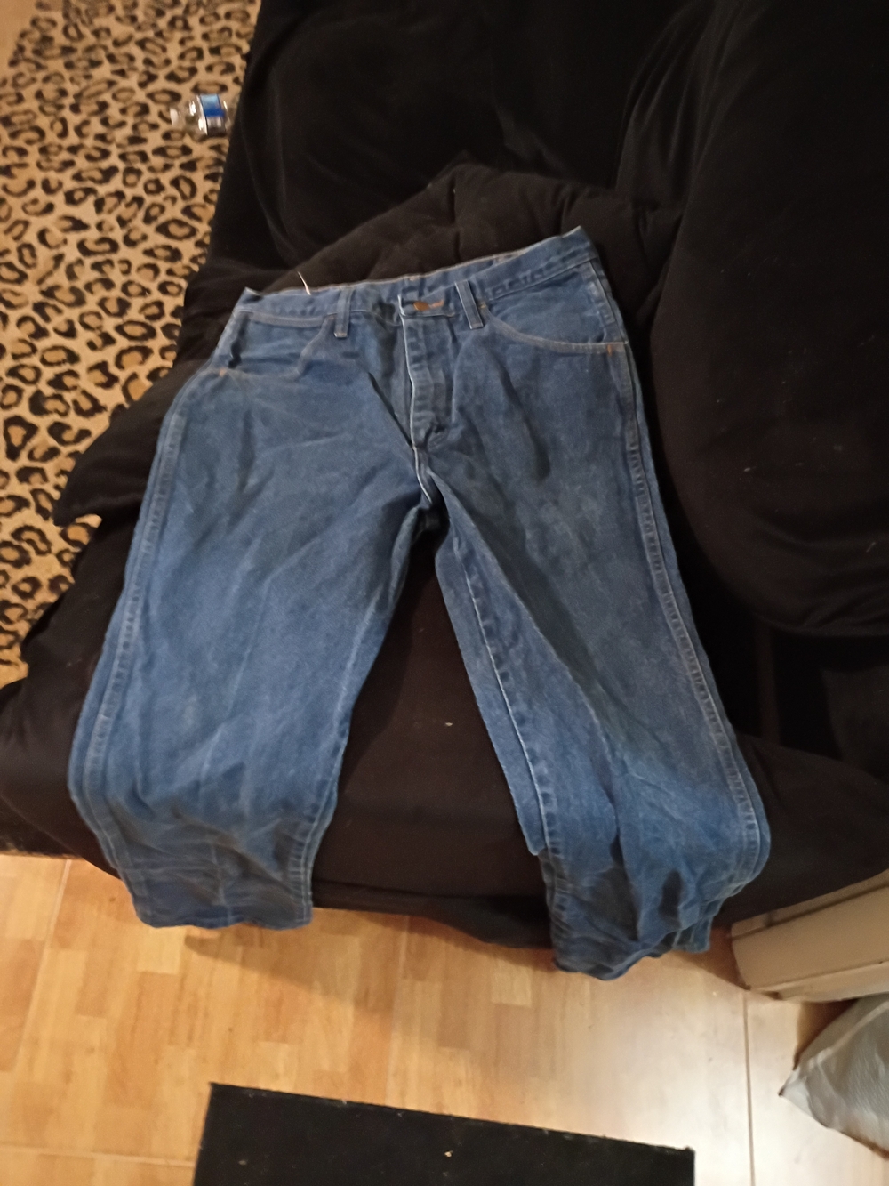 Wrangler Men's Relaxed Blue Denim Jeans